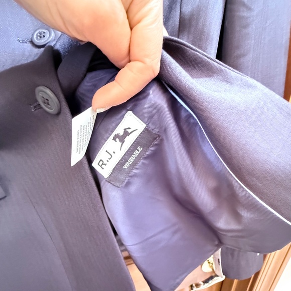 R.J. Classics Equestrian Hunt Coat in Navy Blue (Size 10R, 10/18) - Picture 8 of 8